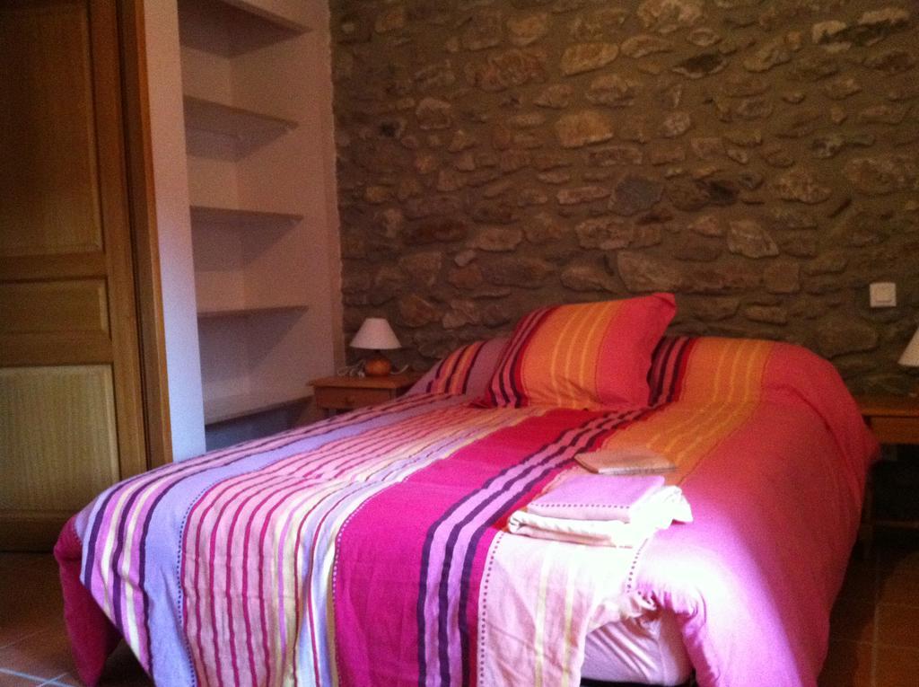 Maison De Caractere En Pierre Cal Batlle Saint-Pierre-dels-Forcats Ngoại thất bức ảnh